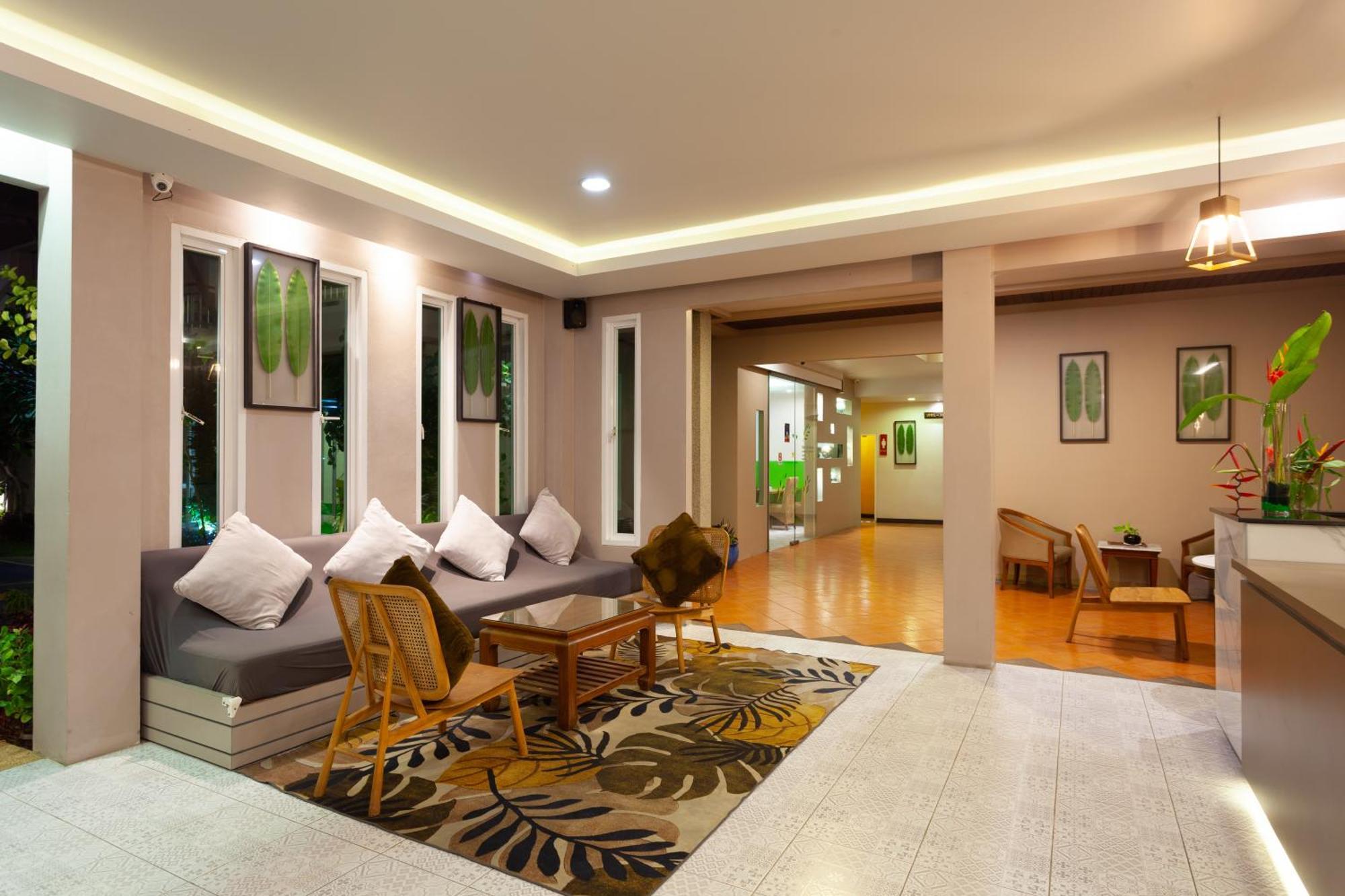 Thanthip Beach Resort Patong Ngoại thất bức ảnh